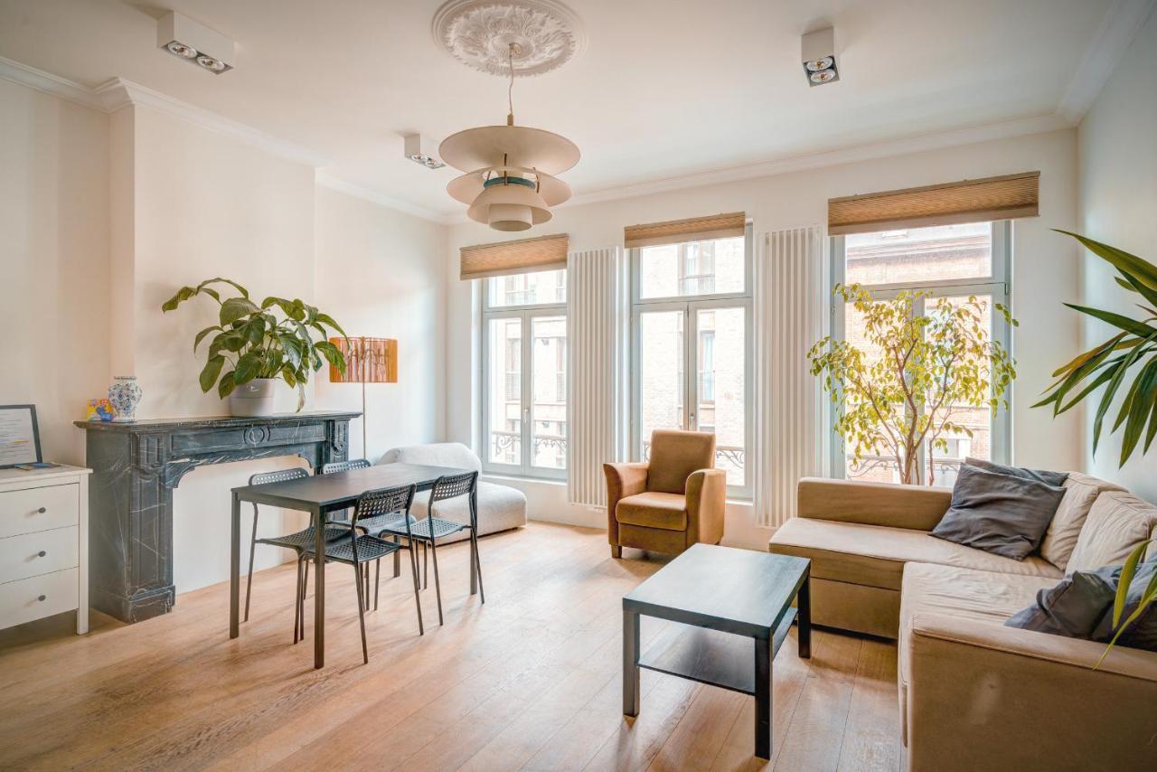 The Bright Stone Lodge. Heart Of Antwerpen Exteriör bild