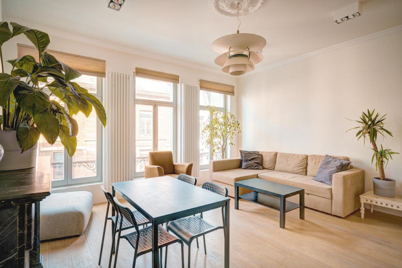 The Bright Stone Lodge. Heart Of Antwerpen Exteriör bild