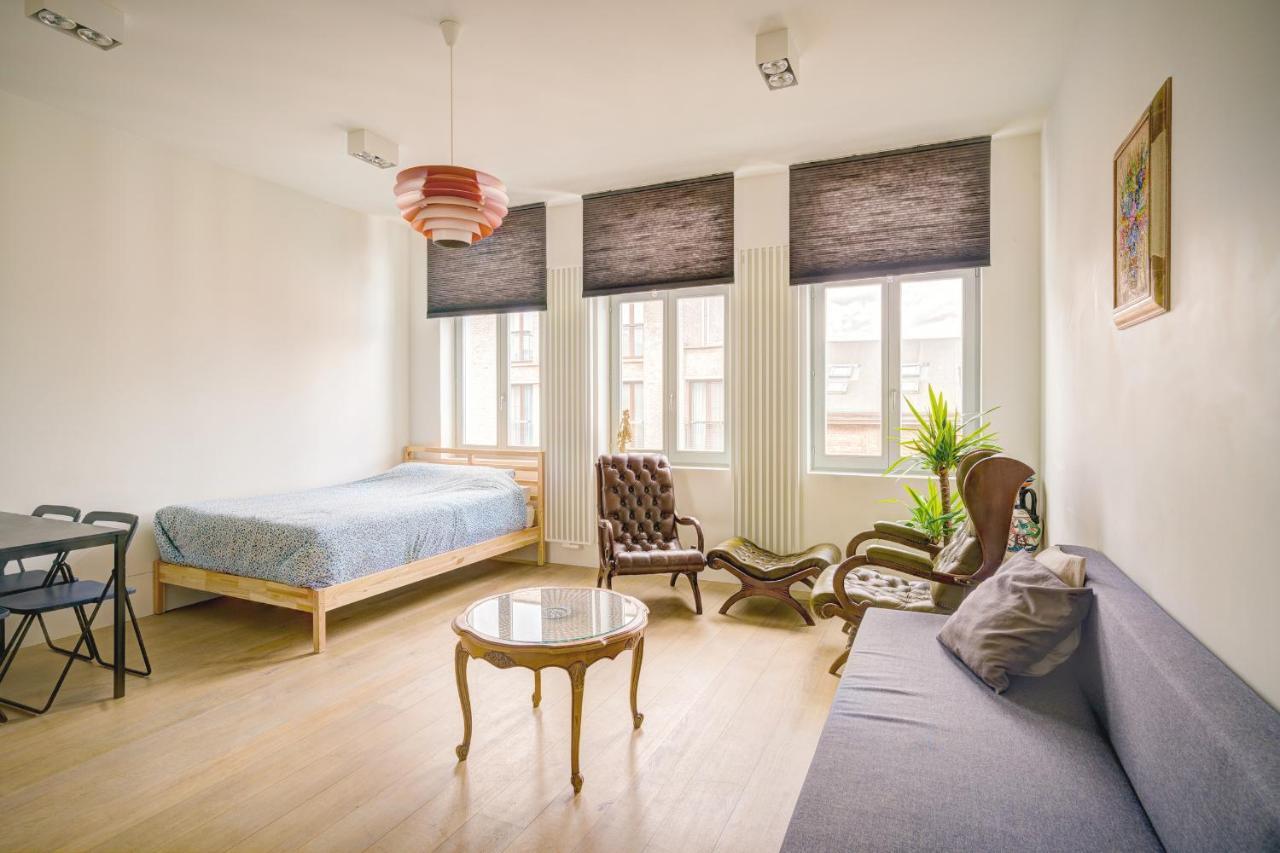 The Bright Stone Lodge. Heart Of Antwerpen Exteriör bild